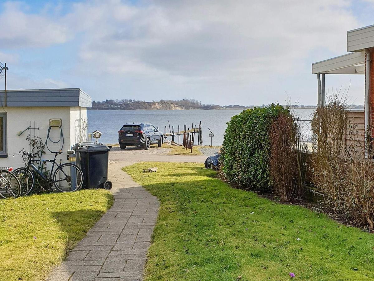 2 Person Holiday Home In Gr Sten Gråsten Exterior foto